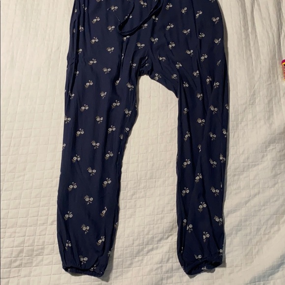 Jumpers x 2 - Picture 6 of 7